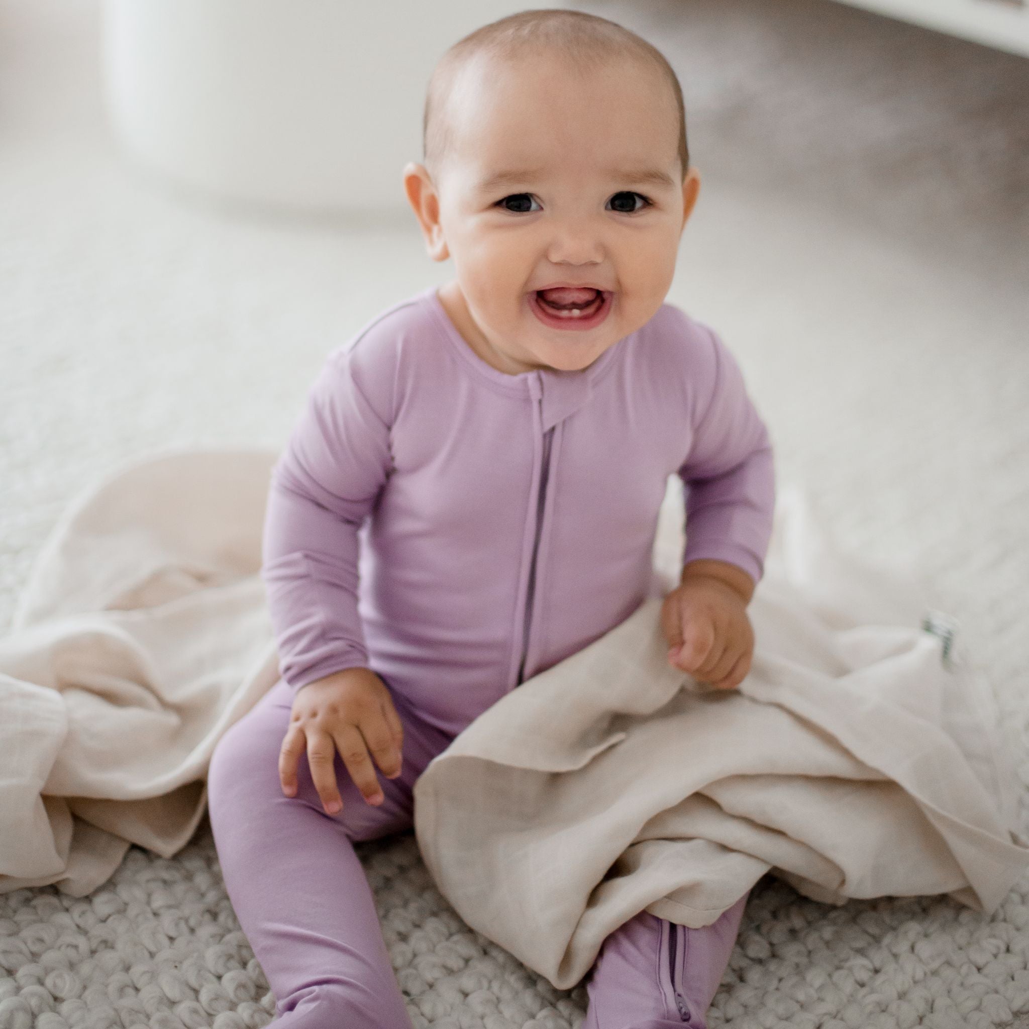 When Do Babies Stop Wearing Rompers? - A Guide for New Parents